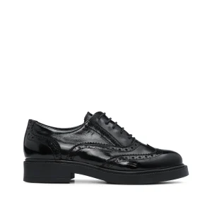 Sapato Salto Raso Oxford Mulher Verniz Preto